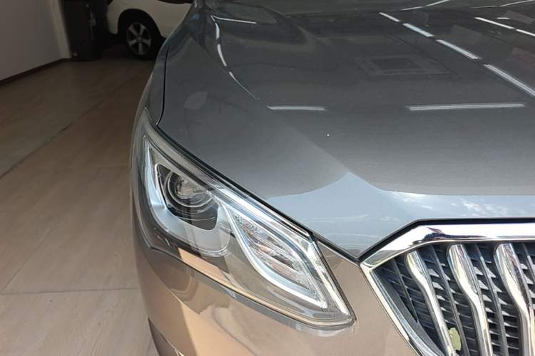 Used Buick GT 2016 15N Automatic Elite Edition Right Front Headlight