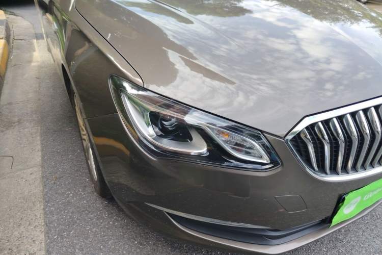 Used Buick GT 2016 15N Automatic Luxury Edition Right Front Headlight