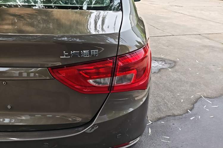 Used Buick GT 2016 15N Automatic Entry-Level Trim Right Rear Taillight