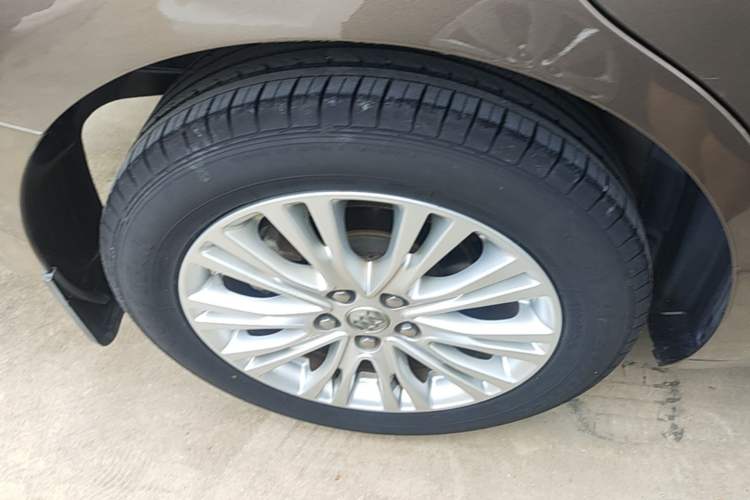 Used Buick GT 2016 15N Automatic Elite Edition Right Rear Wheel Hub
