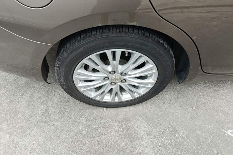 Used Buick GT 2016 15N Manual Elite Edition Right Rear Wheel Hub