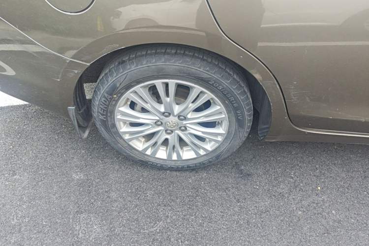 Used Buick GT 2016 15N Automatic Elite Edition Right Rear Wheel Hub