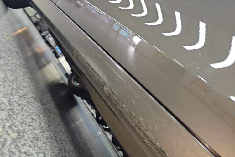 Used Buick GT 2016 15N Automatic Elite Edition Right Side Sill