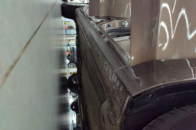 Used Buick GT 2016 15N Automatic Elite Edition Right Side Sill
