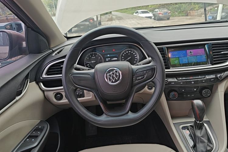 Used Buick GT 2016 15N Automatic Elite Edition Steering Wheel
