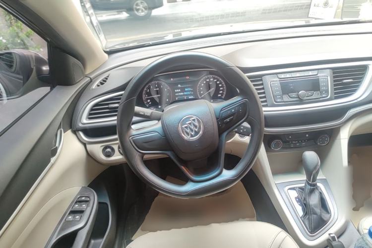 Used Buick GT 2016 15N Automatic Elite Edition Steering Wheel