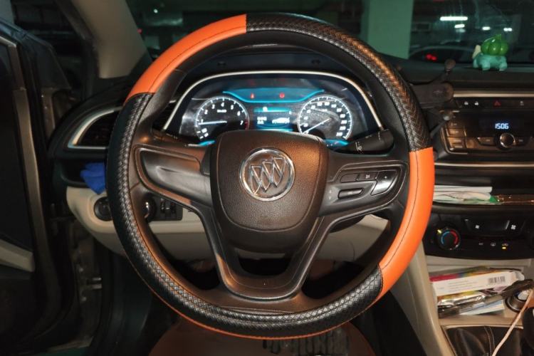 Used Buick GT 2016 15N Manual Elite Edition Steering Wheel