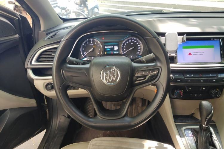 Used Buick GT 2016 15N Automatic Elite Edition Steering Wheel