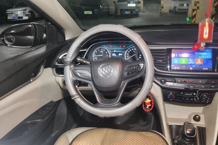 Used Buick GT 2016 15N Manual Elite Edition Steering Wheel