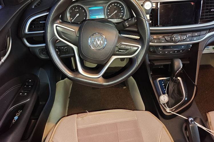 Used Buick GT 2016 15N Automatic Luxury Edition Steering Wheel