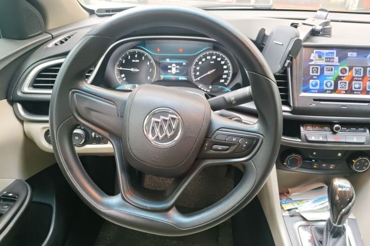 Used Buick GT 2016 15N Automatic Elite Edition Steering Wheel
