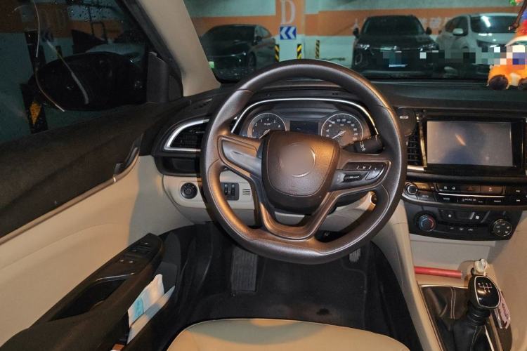Used Buick GT 2016 15N Manual Elite Edition Steering Wheel
