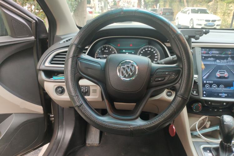 Used Buick GT 2016 15N Automatic Elite Edition Steering Wheel