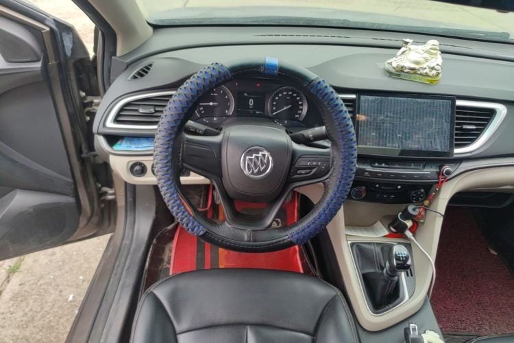 Used Buick GT 2016 15N Manual Elite Edition Steering Wheel