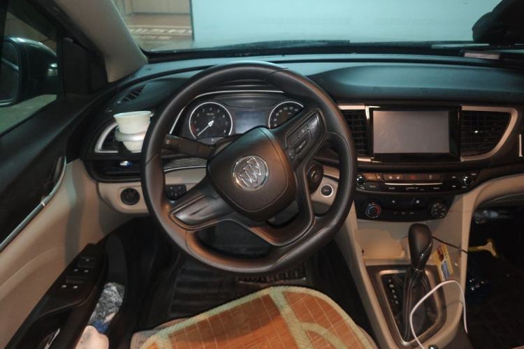 Used Buick GT 2016 15N Automatic Elite Edition Steering Wheel