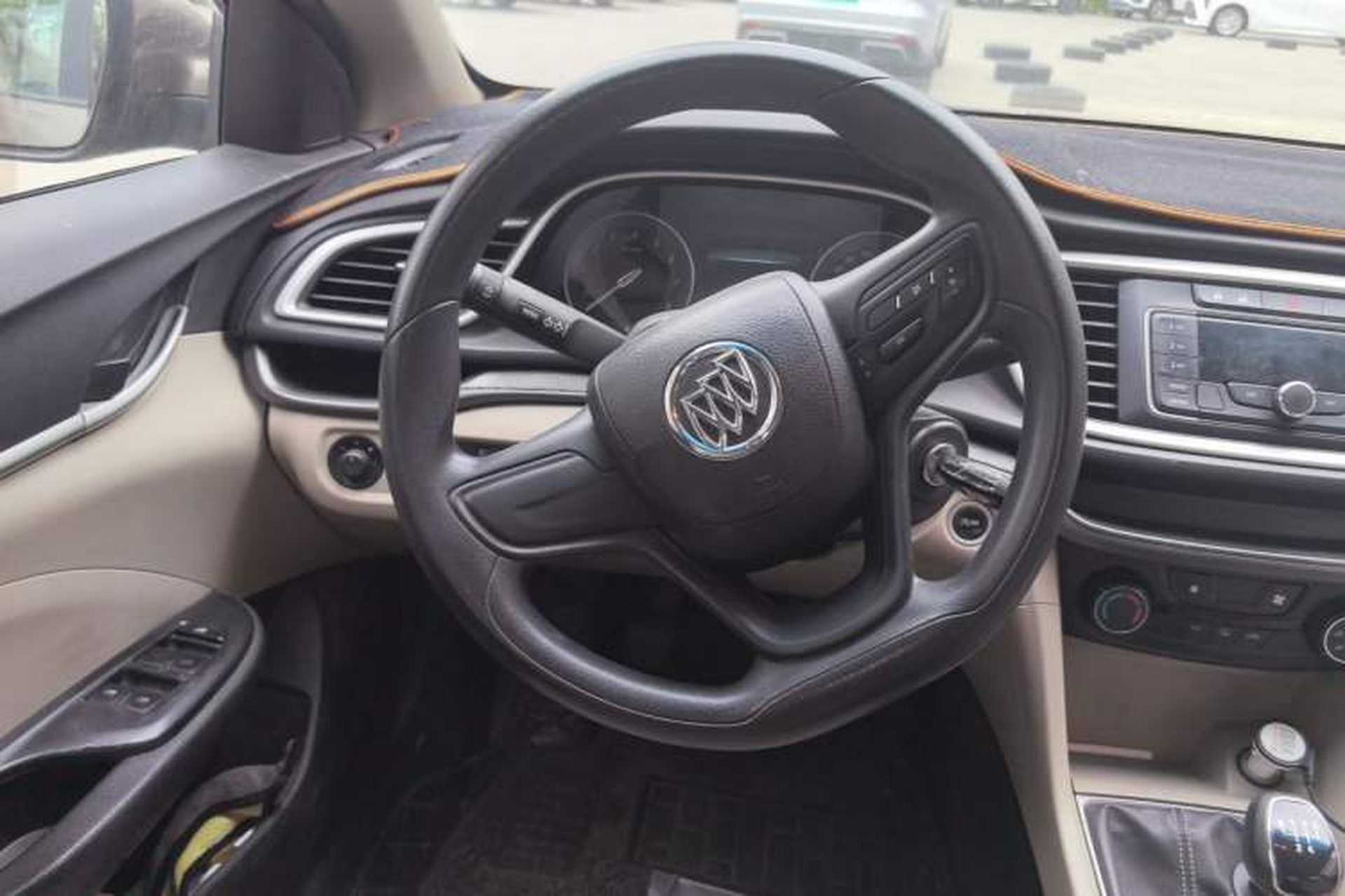 Used Buick GT 2016 15N Manual Elite Edition Steering Wheel