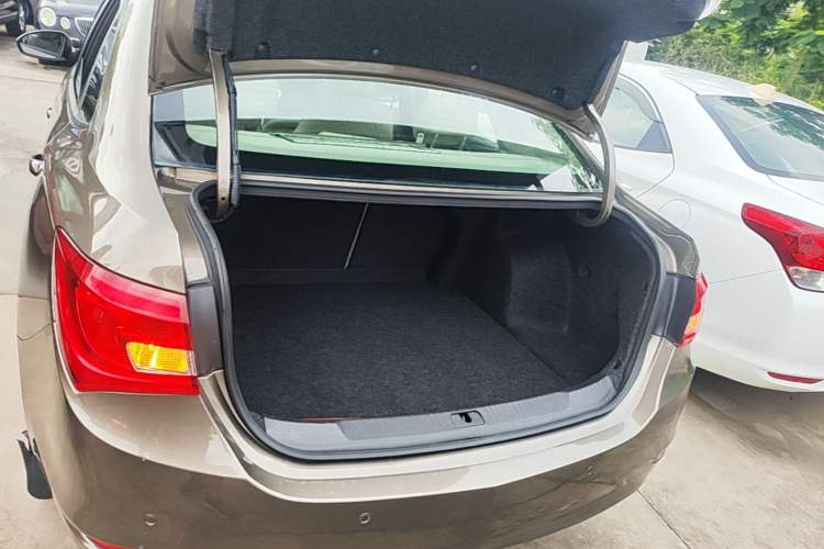 Used Buick GT 2016 15N Automatic Elite Edition Trunk