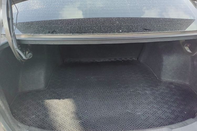 Used Buick GT 2016 15N Manual Entry-Level Trim Trunk