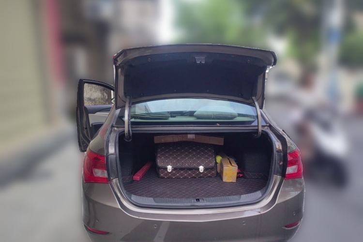 Used Buick GT 2016 15N Automatic Elite Edition Trunk