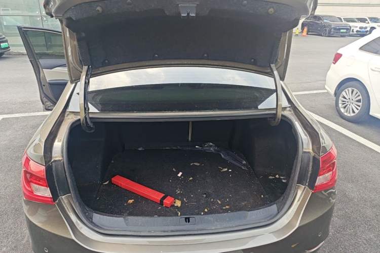 Used Buick GT 2016 15N Automatic Elite Edition Trunk