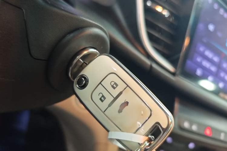 Used Buick GT 2016 15N Automatic Elite Edition Vehicle Key