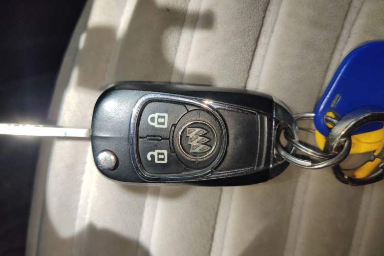 Used Buick GT 2016 15N Automatic Elite Edition Vehicle Key