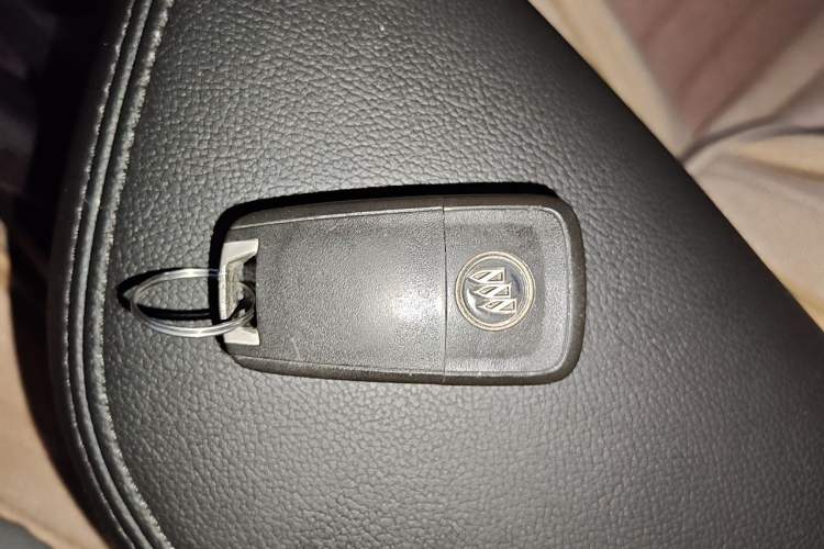Used Buick GT 2016 15N Automatic Luxury Edition Vehicle Key