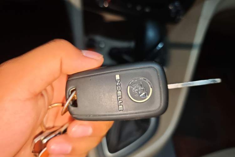 Used Buick GT 2016 15N Automatic Elite Edition Vehicle Key