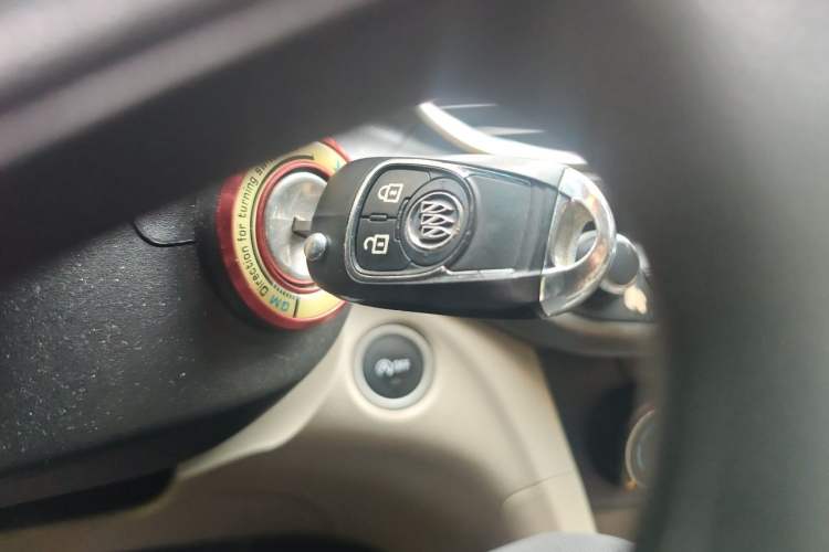 Used Buick GT 2016 15N Automatic Elite Edition Vehicle Key