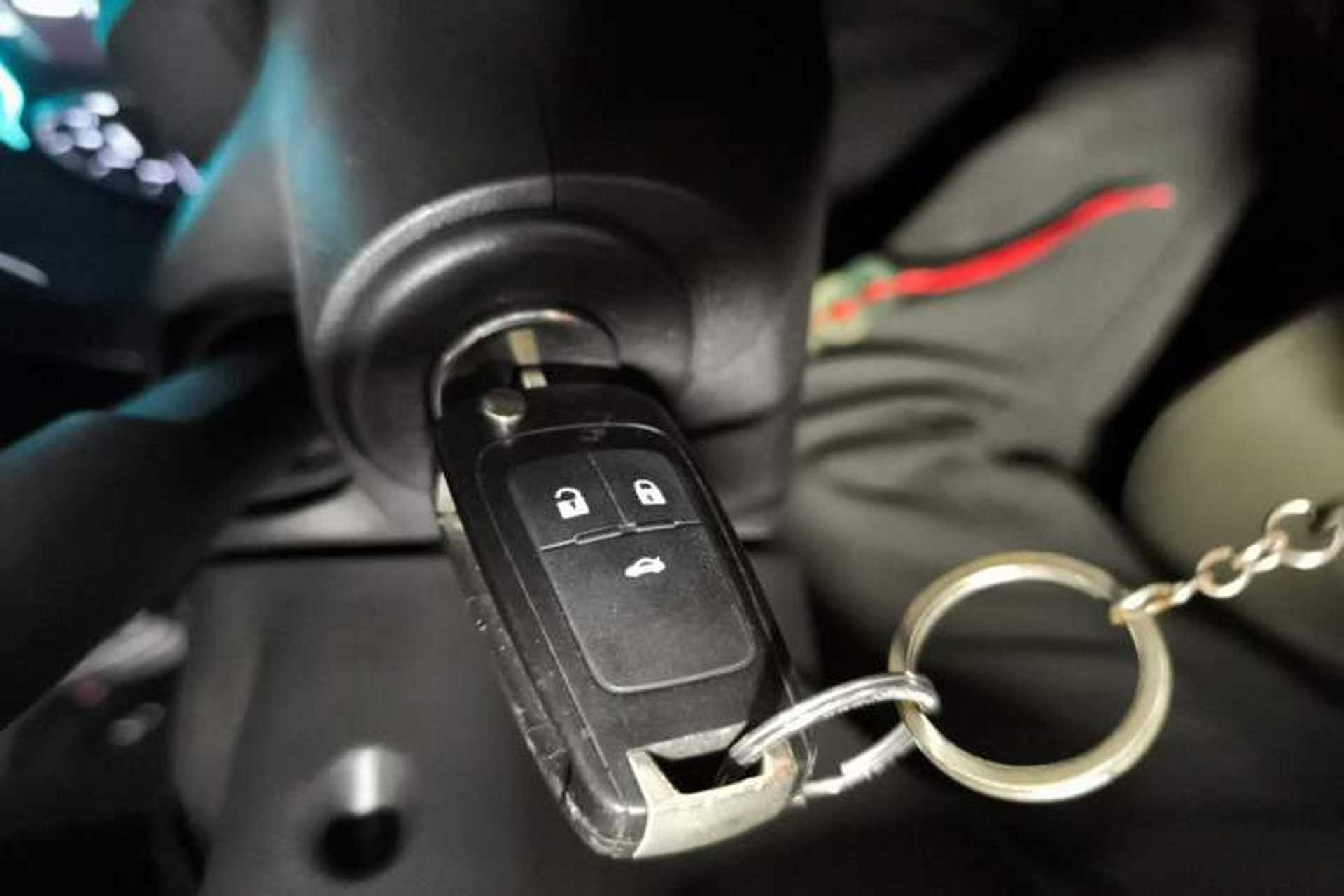 Used Buick GT 2016 15N Automatic Elite Edition Vehicle Key