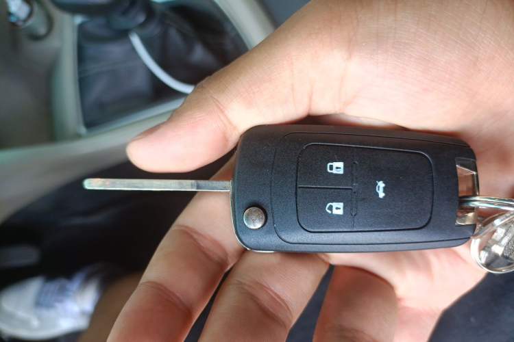 Used Buick GT 2016 15N Manual Elite Edition Vehicle Key