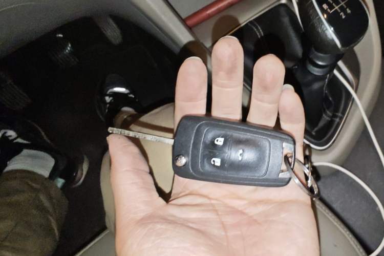 Used Buick GT 2016 15N Manual Elite Edition Vehicle Key