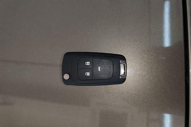 Used Buick GT 2016 15N Automatic Elite Edition Vehicle Key