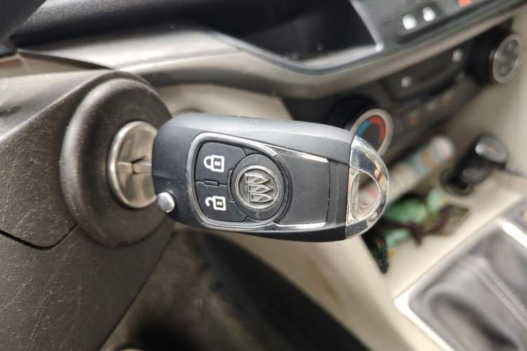 Used Buick GT 2016 15N Manual Elite Edition Vehicle Key