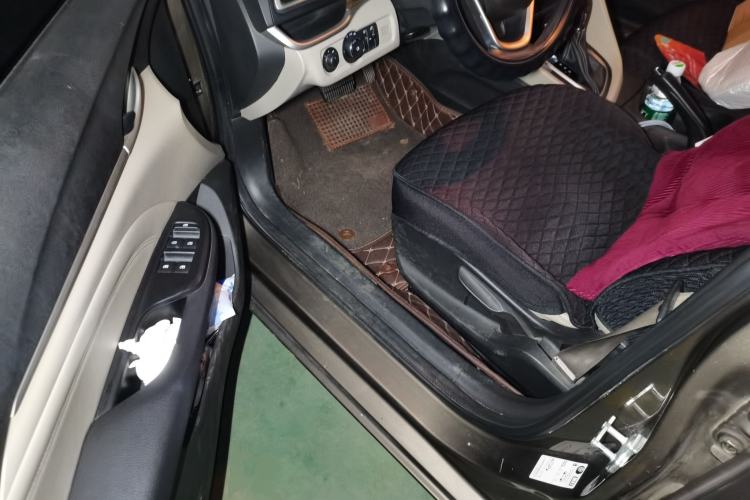 Used Buick GT 2016 15N Automatic Luxury Edition Driver Seat