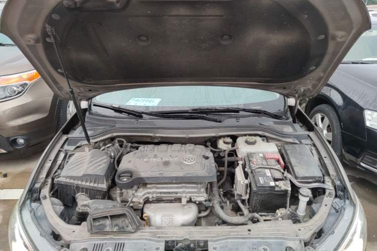 Used Buick GT 2016 15N Automatic Elite Edition Engine Bay