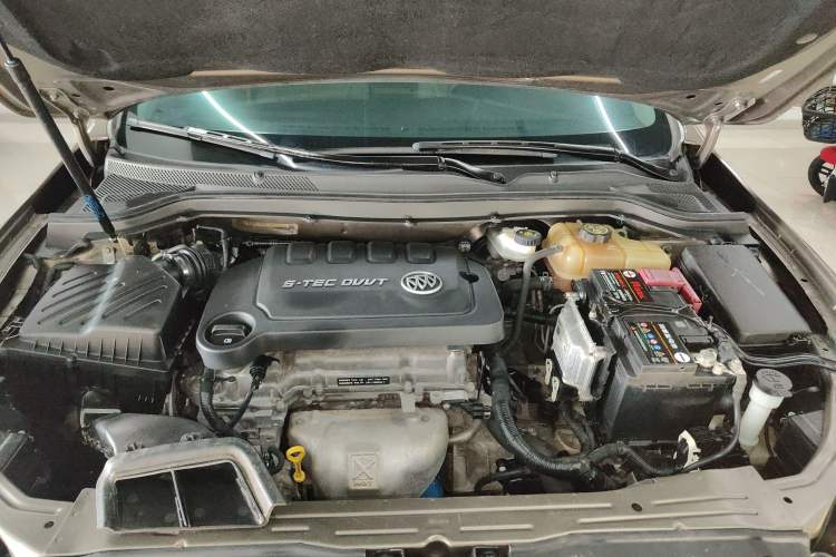 Used Buick GT 2016 15N Automatic Luxury Edition Engine Bay