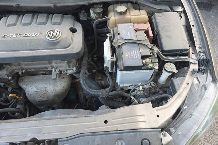 Used Buick GT 2016 15N Automatic Elite Edition Engine Bay Left