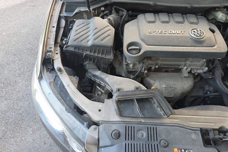 Used Buick GT 2016 15N Automatic Elite Edition Engine Bay Right