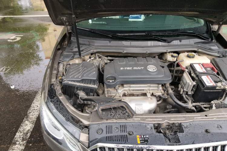 Used Buick GT 2016 15N Automatic Elite Edition Engine Bay Right