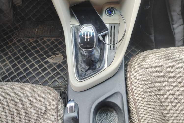 Used Buick GT 2016 15N Manual Entry-Level Trim Gear Lever