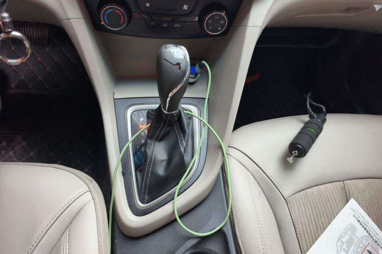 Used Buick GT 2016 15N Automatic Elite Edition Gear Lever