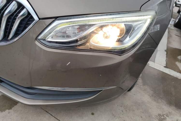 Used Buick GT 2016 15N Automatic Elite Edition Left Front Headlight