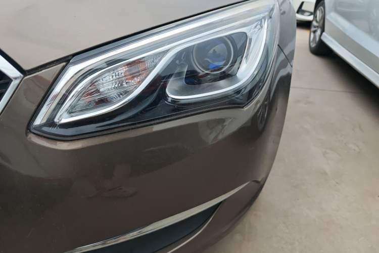 Used Buick GT 2016 15N Automatic Elite Edition Left Front Headlight