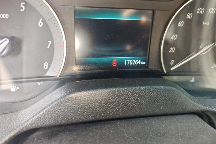 Used Buick GT 2016 15N Automatic Elite Edition Odometer Close Up