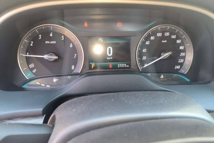 Used Buick GT 2016 15N Automatic Elite Edition Odometer Close Up