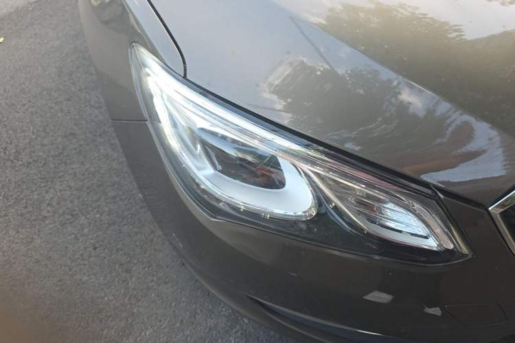 Used Buick GT 2016 15N Automatic Elite Edition Right Front Headlight