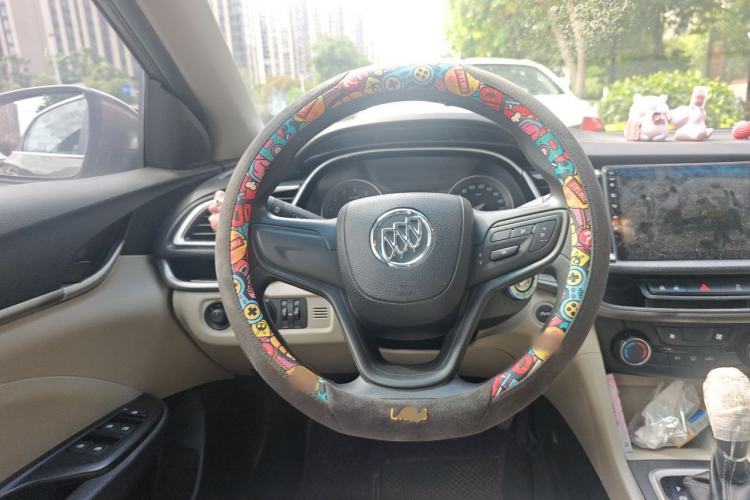 Used Buick GT 2016 15N Automatic Elite Edition Steering Wheel