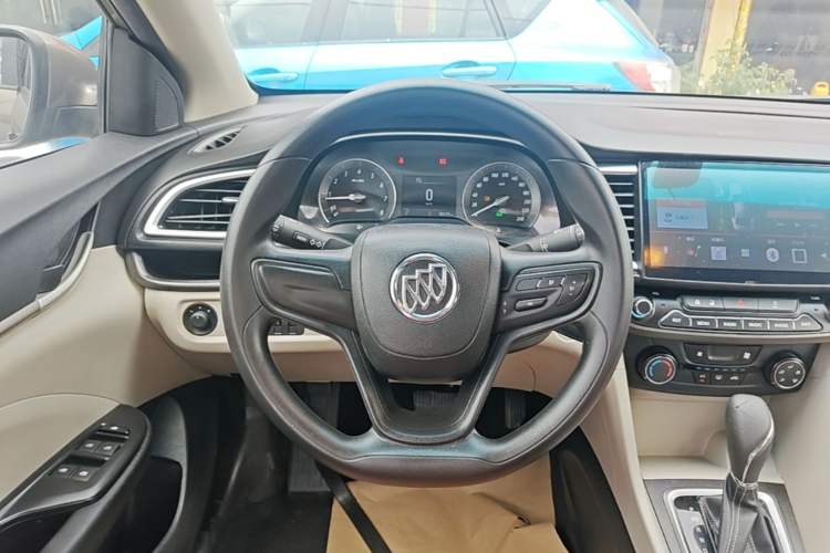 Used Buick GT 2016 15N Automatic Elite Edition Steering Wheel