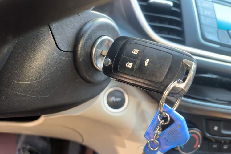 Used Buick GT 2016 15N Automatic Elite Edition Vehicle Key